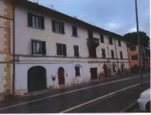 Immobile in asta di 97 m² con più di 5 locali in vendita a Poggibonsi - Foto 2