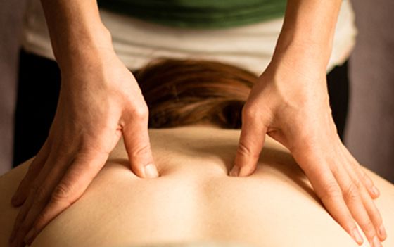 Il nostro negozio offre servizi di massaggi professionali che combinano la medic Tel:3336082349