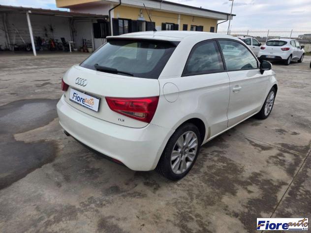 AUDI - A1 - 1.6 TDI F.AP. Attraction - Foto 10