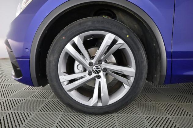 VOLKSWAGEN Tiguan Tiguan 2.0 TDI 150CV SCR DSG R-Line rif. 23715460 - Foto 8