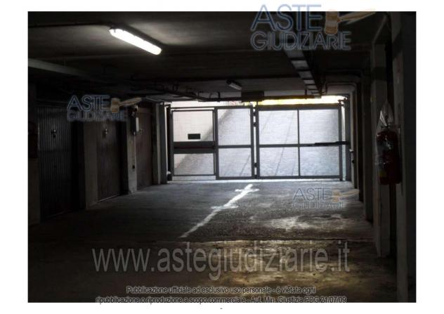 IMMOBILI-IMMOBILE RESIDENZIALE-Via Praga 7 - Foto 4