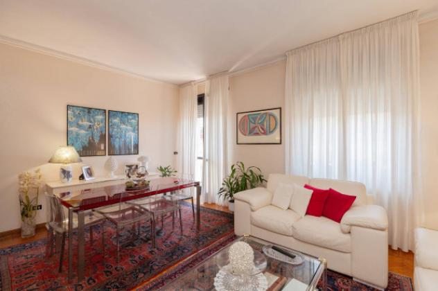 Appartamento di 120 m² con 5 locali e box auto in vendita a Torino - Foto 6