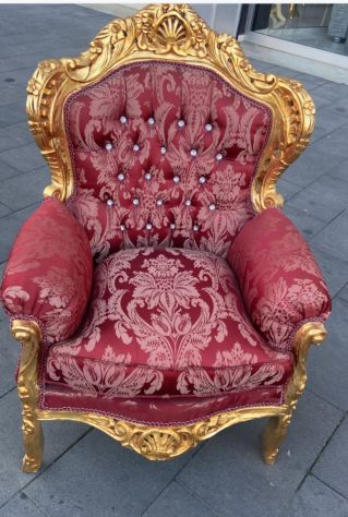 Poltrona bordeaux foglia oro legno stile barocco