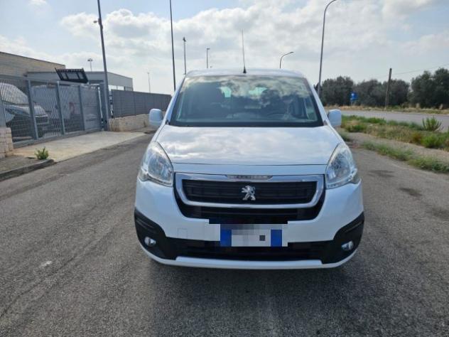 PEUGEOT Partner Tepee 1.6 BlueHDi 100 CV 4x4 Active Traction rif. 24059691 - Foto 2