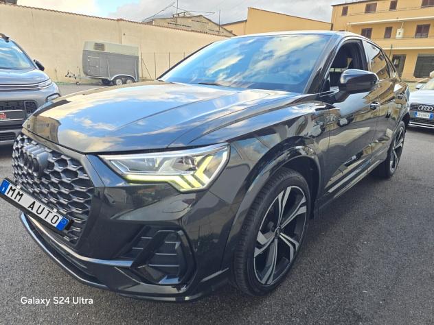 Audi Q3 SPB 35 TDI S tronic S line edition Total Black - Foto 3
