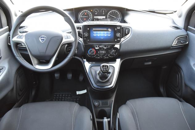 Lancia Ypsilon 1.2 69 CV 5 porte GPL Gold - Foto 7