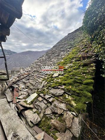V000788 - CAPREZZO, RUSTICI STORICI IN PIAZZA - Foto 14