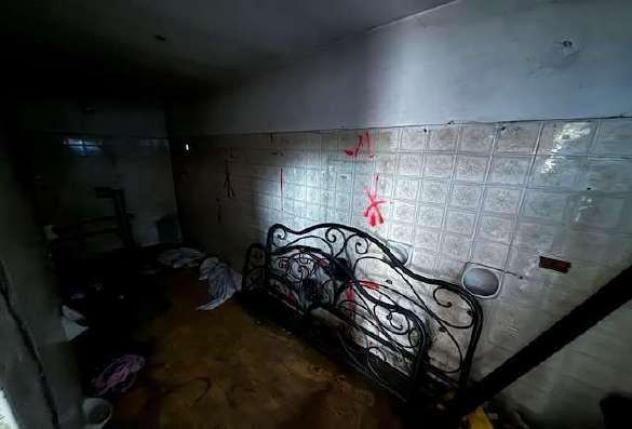 180/2023 U VA - Porzione di casa in asta a Varese - Foto 13
