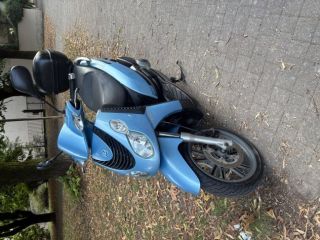 Piaggio Carnaby 200