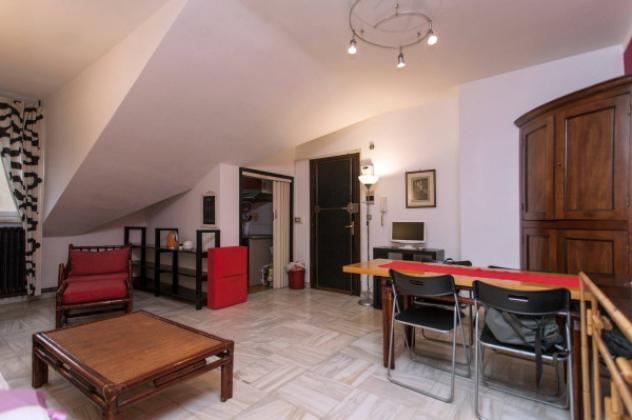 Attico / Mansarda di 60 m² con 2 locali in affitto a Torino - Foto 3