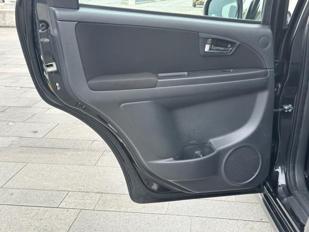 Fiat Sedici 1.6 16V 4x2 Emotion GPL - Foto 9
