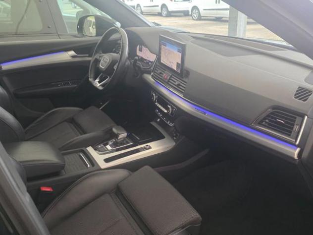 AUDI Q5 SPB 40 TDI Black-Line Matrix rif. 24129965 - Foto 8