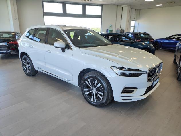 Volvo XC60 T6 Recharge Plug-in AWD Tetto Pelle Camera+Sensori - Foto 2