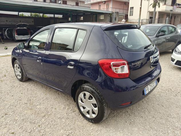 Dacia Sandero 1.5 dCi 75cv S&S Laureate NAVI - Foto 4