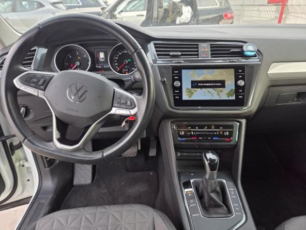 VOLKSWAGEN Tiguan 2.0 TDI 150 CV SCR DSG Life rif. 24159872 - Foto 8