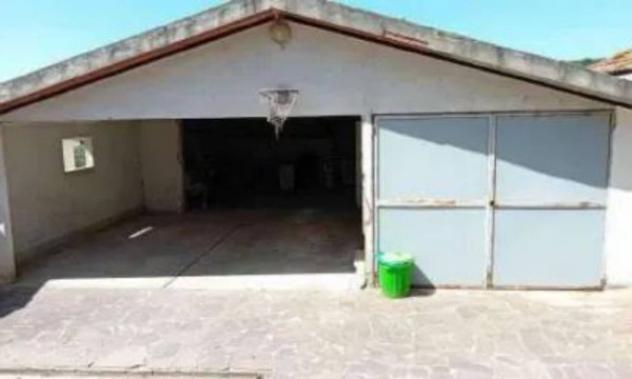 Immobile in asta di 1000 m² con più di 5 locali e box auto in vendita a Roccastrada - Foto 6