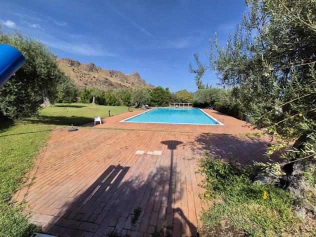 Villa panoramica a schiera con due unità abitative - Foto 18