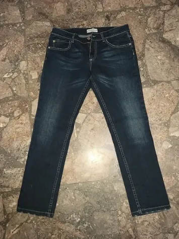 set pantaloni ragazza 14 anni. 1 jeans Sisley mai messo 1 jeans Simonetta mai me - Foto 2