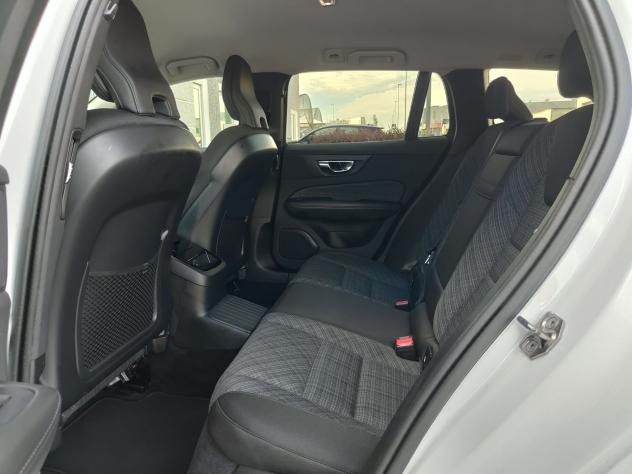 Volvo V60 T6 Recharge AWD PHEV Inscr.Expr. Camera Cerchi18 - Foto 4
