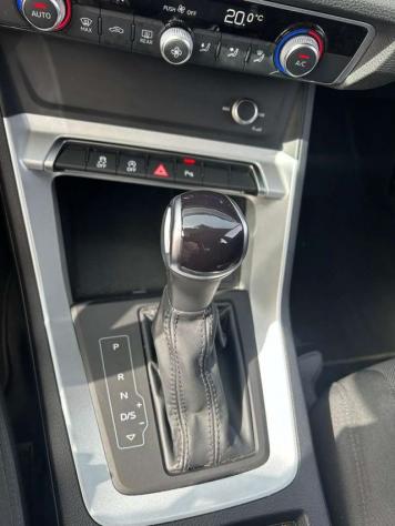 AUDI Q3 Sportback 35 2.0 TDI Business Plus S tronic rif. 24053518 - Foto 9