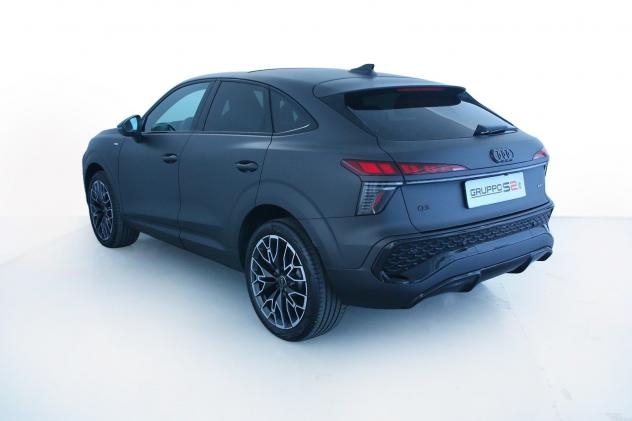 Audi Q3 Sportback TFSI 265 cv quattro S tronic S Line Edition Cerchi da 20''/Pacchetto look nero/Pacchetto Tech PLUS/Tetto panoramico in vetro/Marrone - Foto 6