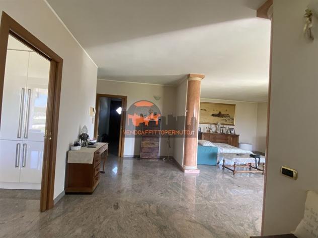 VILLA SINGOLA LIBERA SU QUATTRO LATI - Foto 7