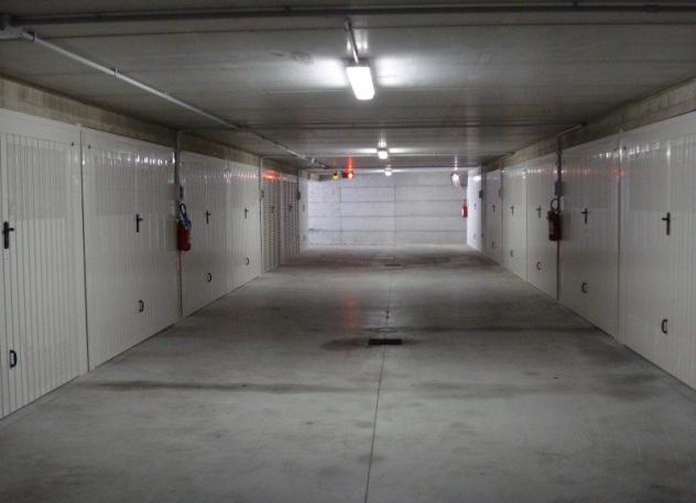 BELLISSIMO GARAGE MQ,21 ZONA MADONNA ALTA - Foto 2