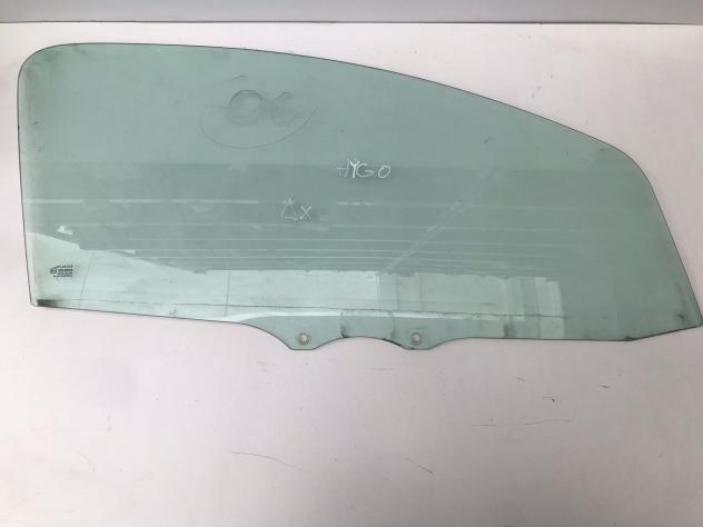 VETRO SCENDENTE ANTERIORE DESTRO TOYOTA Aygo 2° Serie (0814)
