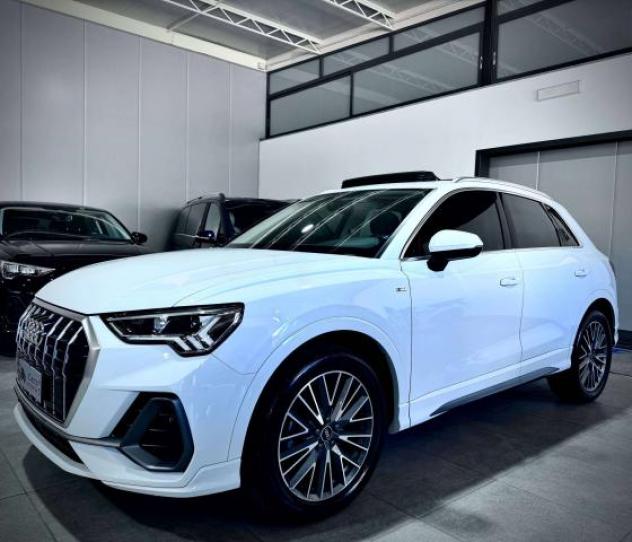 Audi Q3 35 2.0TDI 150CV S-Tronic S-Line - Foto 3