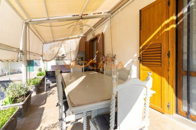 VILLA SINGOLA CON GIARDINO PRIVATO E POSSIBILITÀ PISCINA – CIVIDATE AL PIANO - Foto 19