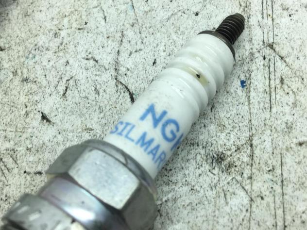 HONDA CBR RR ABS KM0 600 KIT 4 CANDELE NGK SILMAR9C9 2024 2026 PC69A4RK - Foto 4