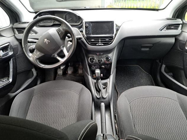 Peugeot 208 1.2 PureTech Allure 82CV– SOLO 25.000 km – Pari al Nuovo - Foto 7
