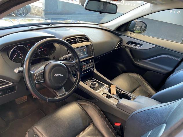 Jaguar F-Pace F-Pace 2.0 D 180 CV AWD aut. - Foto 7