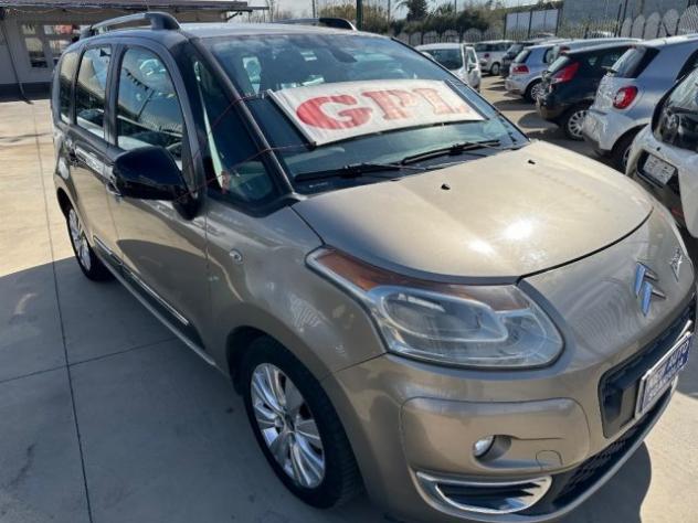 CITROEN C3 Picasso 1.4 VTi 95 Exclusive GPL rif. 23504168 - Foto 2