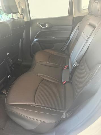 Jeep Compass 1.3 Turbo T4 190 CV PHEV AT6 4xe Limited - Foto 9