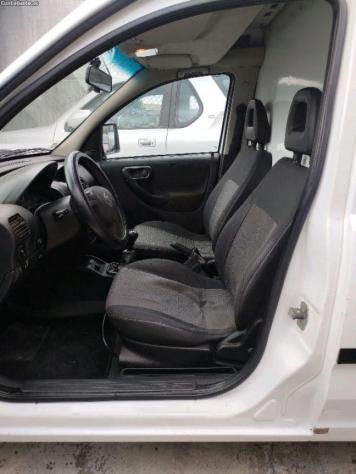 OPEL Combo APERTI AD AGOSTO rif. 24021735 - Foto 6