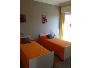 UDINE CENTRO/TEATRO – Posto in doppia con bagno