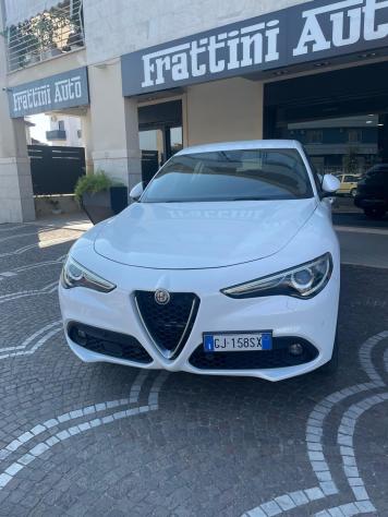 Alfa Romeo Stelvio 2.2 Turbodiesel 190 CV AT8 Q4 Business - Foto 2