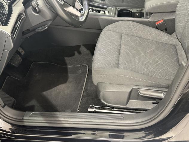 Volkswagen Golf Variant 2.0 TDI SCR 85kW Life DSG - Foto 6