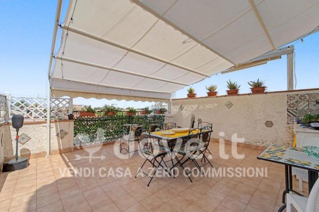Attico / Mansarda di 57 m² con 3 locali in vendita a Giardini-Naxos - Foto 3