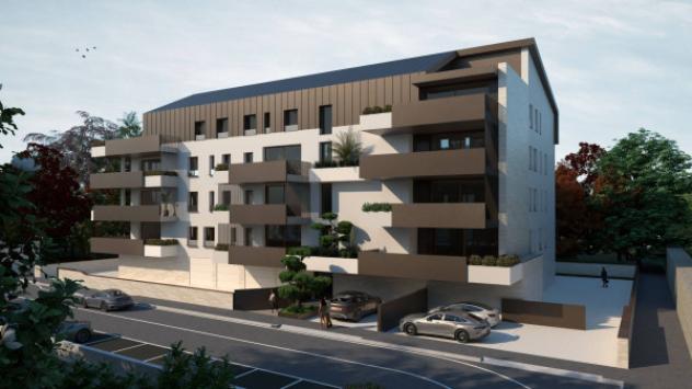 Appartamento di 162 m² con 4 locali e box auto doppio in vendita a Mogliano Veneto