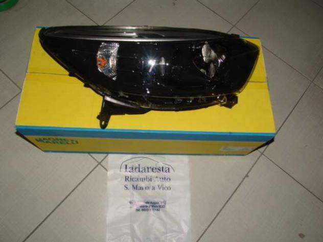 Fari anteriori captur renault 260100758r - Foto 2