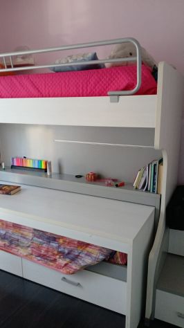 Letto a castello con piccolo armadio - Foto 5