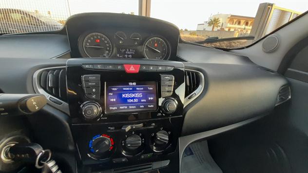 Lancia Ypsilon 1.2 69 CV 5 porte GPL Ecochic Silver - Foto 8