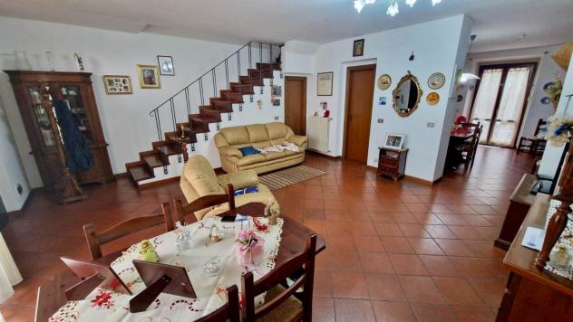 Villa a schiera in Vendita in zona LA GABELLA con giardino - Foto 2
