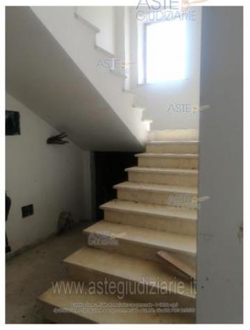 IMMOBILI-IMMOBILE RESIDENZIALE-Via Tratturo snc, loc. Villa Oliveti - Foto 4