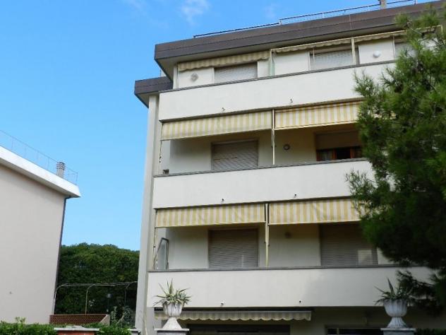 APPARTAMENTO di 4 vani e di 70 mq (ROSIGNANO MARITTIMO - zona mare Rosignano, Rosignano Solvay) rif. R0383