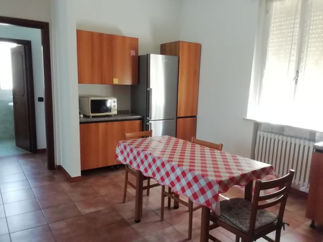 Affitto due posti letto in camera doppia € 200 l'uno, solo studenti - Foto 5