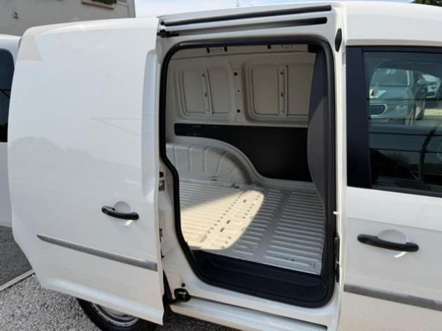 VOLKSWAGEN Caddy 2.0 TDI 102 CV Furgone PREZZO + IVA rif. 23987271 - Foto 9