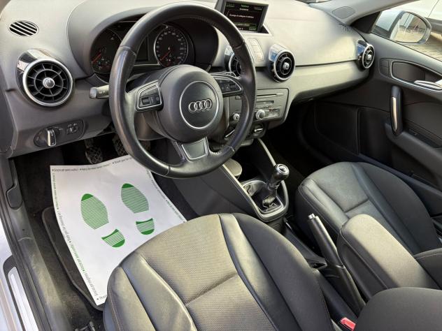 Audi A1 1.6 TDI Attraction - Foto 5
